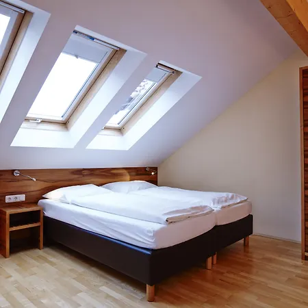 Ceconi By Gruene Zur Post - 100% Bio Otel Salzburg